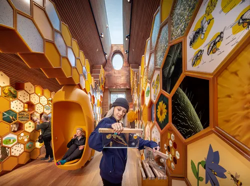 Beezantium is a tiny exhibition space about bees; how they make the world go 'round.