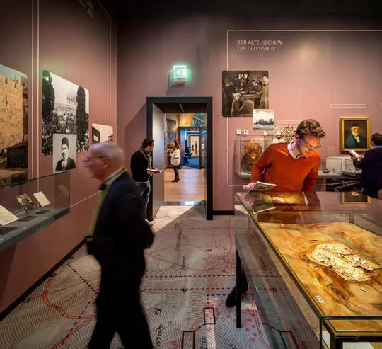 The multilayered design of this exhibition is completed by a rich collection of historic and contemporary pieces.