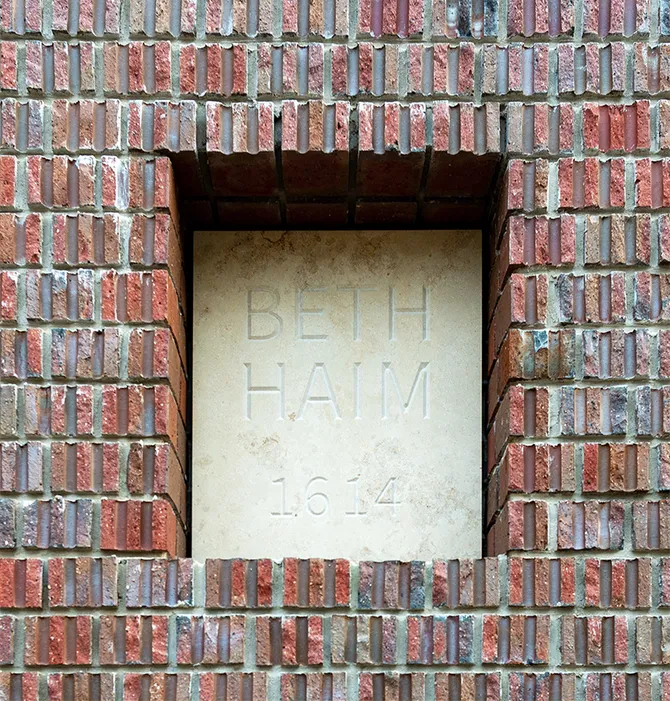 Detail of the outside