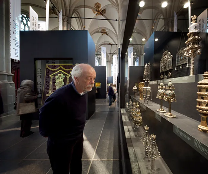 Zoom of treasures
