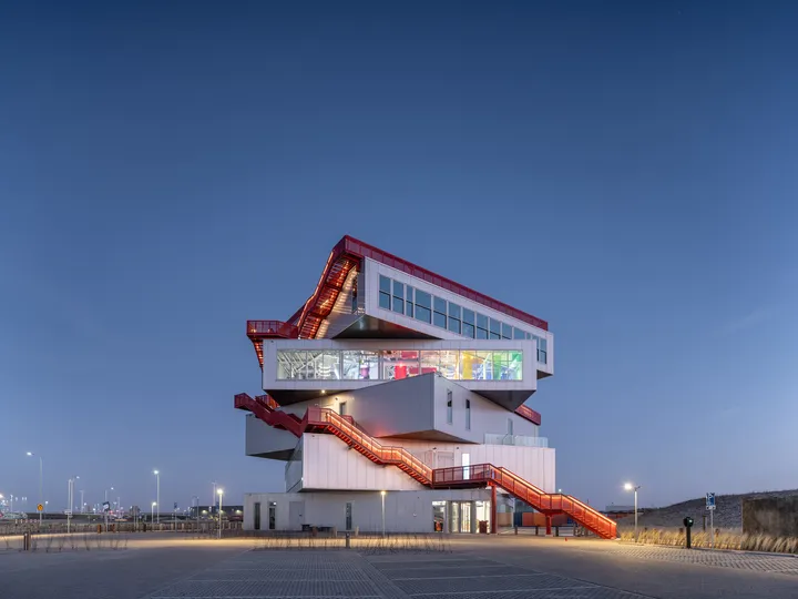 The architecture of Portlantis is designed by MVRDV, a true landmark.
