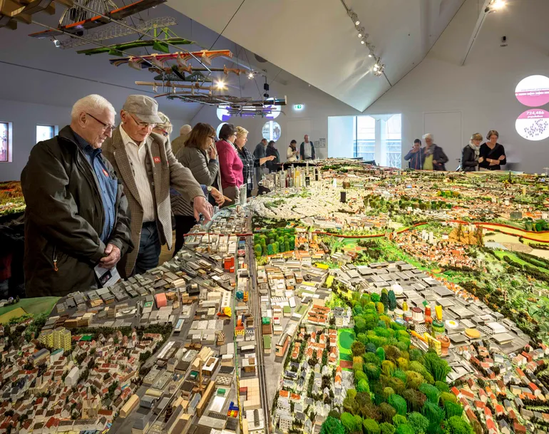 Herman Helle Model of the city