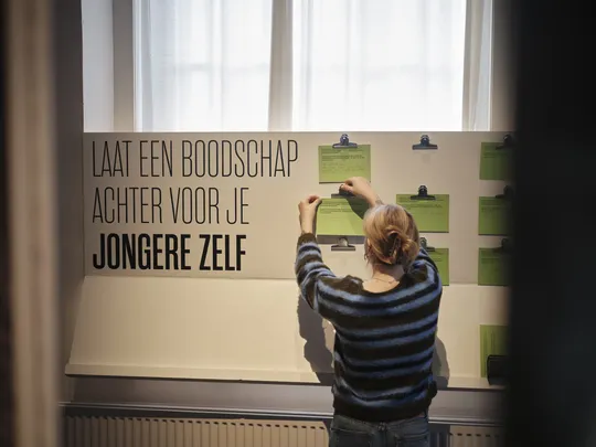Beantwoord een vraag en draag bij aan de tentoonstelling