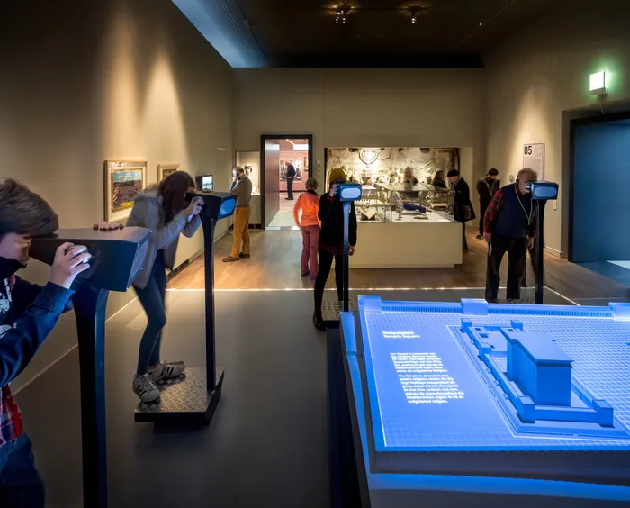 The multilayered design of this exhibition is completed by a rich collection of historic and contemporary pieces.