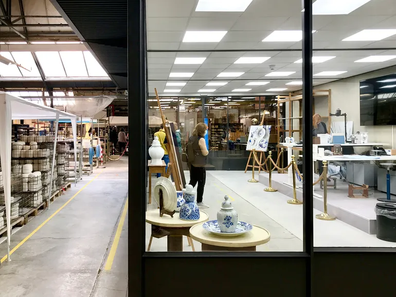 See the painters at work!